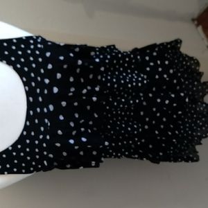 White House Black Market polka dot  tanktop sz XS
